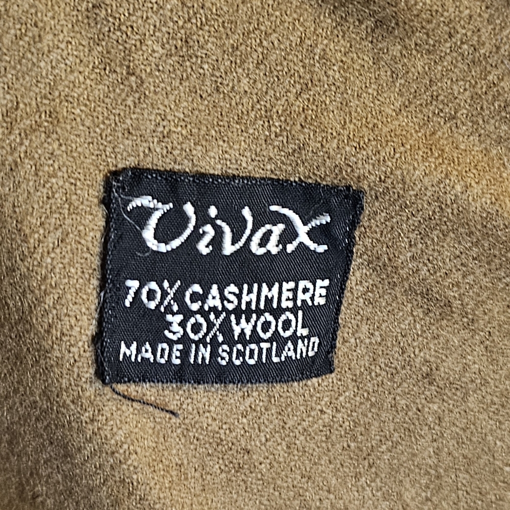 Viva X 70% Cashmere 30% Wool Tan Scarf Made In Scotland Sold By Eljos UVA - Picture 3 of 7